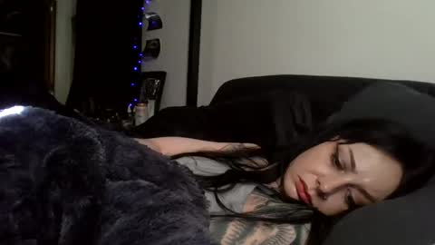Snapshot of livmirage chatting on April 25, 3:53 pm Liv Mirage online show from April 25, 3:53 pm