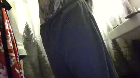 Snapshot of livmirage chatting on May 30, 6:49 pm Liv Mirage online show from May 30, 6:49 pm
