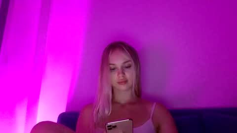Liya online show from September 26, 2:10 pm
