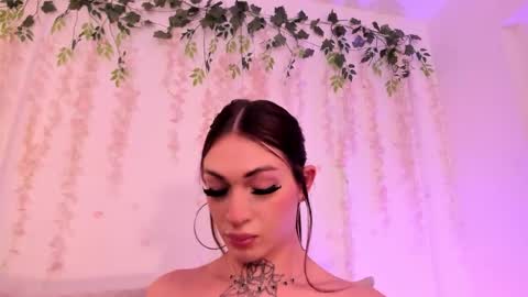 Liz Luna online show from February 27, 9:48 pm