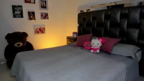 liza honey online show from March 29, 3:39 am