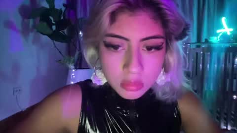 Lizeth online show from February 7, 2:19 am