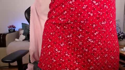 Snapshot of lizasexy20 chatting on March 1, 6:32 pm online show from March 1, 6:32 pm