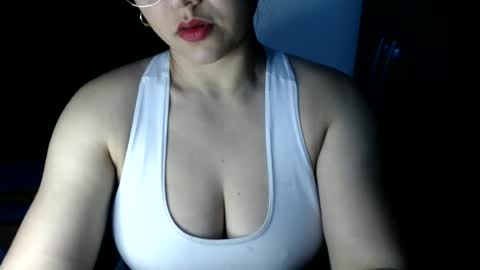 Snapshot of lizbodu chatting on June 26, 10:58 pm Lizze Bodu 3 online show from June 26, 10:58 pm