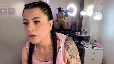 Snapshot of lizha_milf chatting on November 25, 6:30 pm Lizha online show from November 25, 6:30 pm