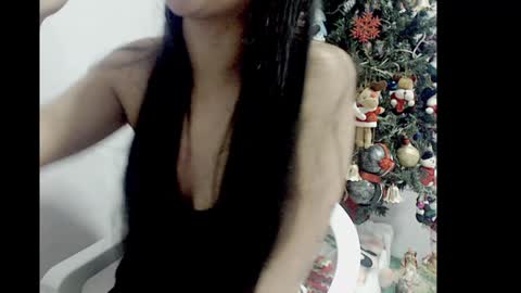 lizz1305 online show from December 18, 3:55 pm