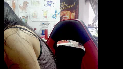 lizz1305 online show from December 1, 4:56 pm