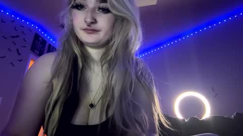 Lizz  online show from January 25, 7:28 am