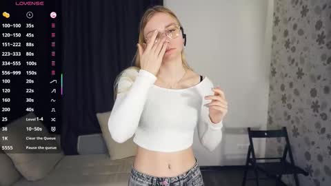 Megan online show from January 7, 6:21 pm