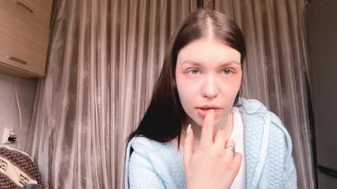 Sofi online show from March 7, 10:01 am