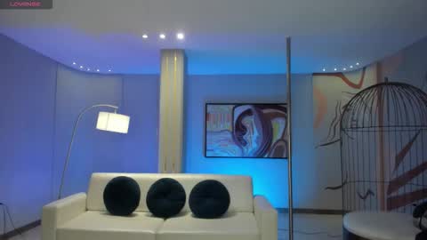 Snapshot of lizzhamilton_ chatting on October 28, 8:55 pm Lizzi online show from October 28, 8:55 pm