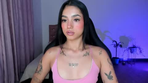 Lizzie online show from April 18, 1:31 am