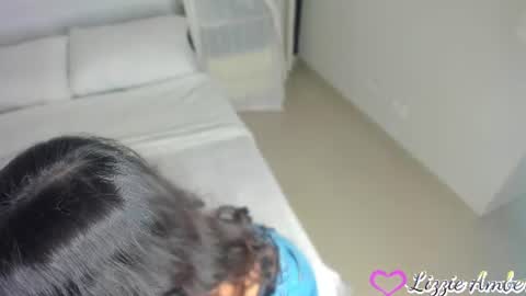 Snapshot of lizzieamber chatting on July 14, 10:21 am lizzieamber online show from July 14, 10:21 am