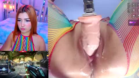 Snapshot of lizziecutie_ chatting on April 29, 8:59 pm Lizzie online show from April 29, 8:59 pm