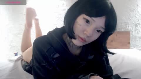 LizzieLight online show from November 3, 5:47 pm