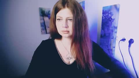 Lizzy3 online show from April 16, 6:52 pm