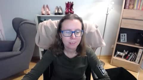 Lizzy online show from October 14, 4:24 am