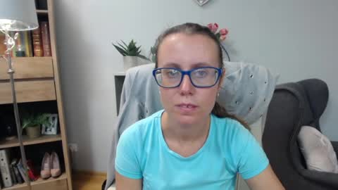 Lizzy online show from July 10, 4:39 am