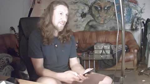 Snapshot of lkonig504475 chatting on December 21, 11:17 am lkonig504475 online show from December 21, 11:17 am