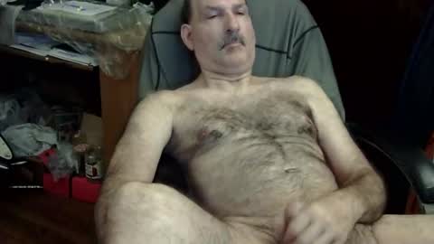 Snapshot of loades182025 chatting on September 19, 4:47 am loades182025 online show from September 19, 4:47 am