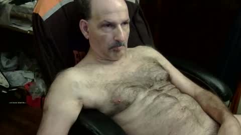 Snapshot of loades182025 chatting on October 9, 2:53 am loades182025 online show from October 9, 2:53 am