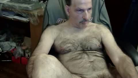 Snapshot of loades182025 chatting on November 9, 5:17 am loades182025 online show from November 9, 5:17 am