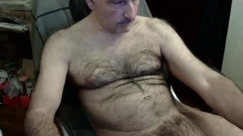 Snapshot of loades182025 chatting on November 25, 3:17 am loades182025 online show from November 25, 3:17 am