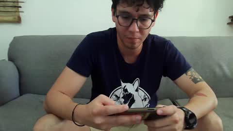 Lobo online show from March 1, 6:43 pm