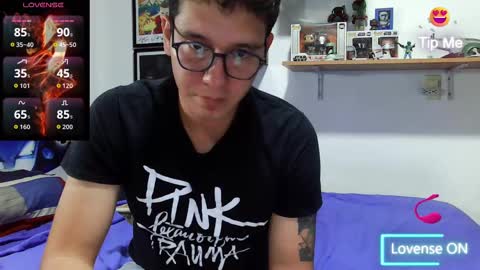 Lobo online show from September 16, 1:50 am