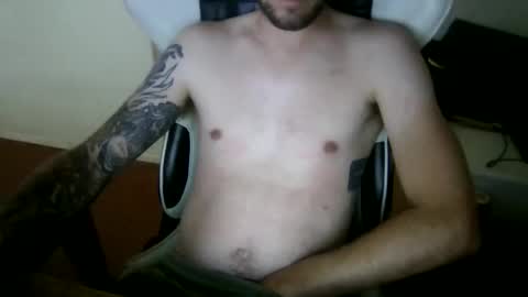 Snapshot of lobotomy54 chatting on June 2, 10:06 am lobo online show from June 2, 10:06 am