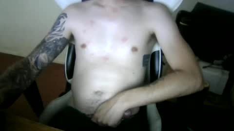 Snapshot of lobotomy54 chatting on June 20, 12:08 pm lobo online show from June 20, 12:08 pm