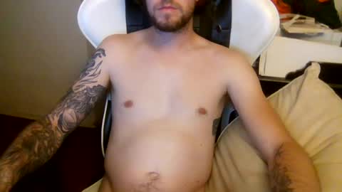Snapshot of lobotomy54 chatting on August 6, 12:23 am lobo online show from August 6, 12:23 am