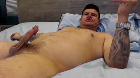 Snapshot of lockedin828 chatting on November 8, 7:30 am lockedin828 online show from November 8, 7:30 am