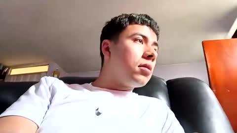 lof_ly08 online show from March 5, 6:12 pm