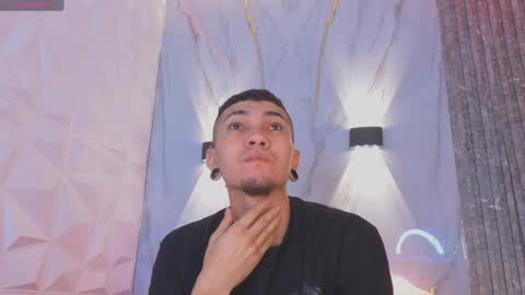 logan_and_rachel online show from March 31, 11:32 am