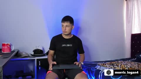 Snapshot of logan_morris777 chatting on February 17, 7:10 pm Logan morris online show from February 17, 7:10 pm