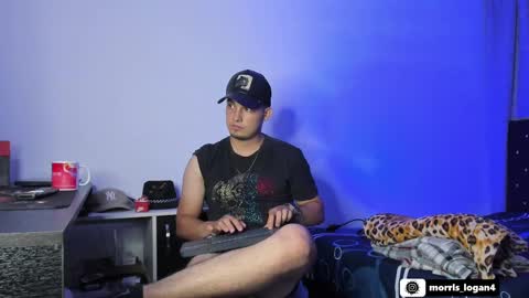 Snapshot of logan_morris777 chatting on February 20, 2:07 am Logan morris online show from February 20, 2:07 am
