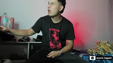 Snapshot of logan_morris777 chatting on February 26, 4:36 am Logan morris online show from February 26, 4:36 am