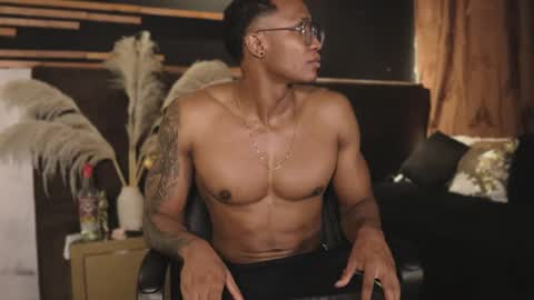 logan_varela online show from January 22, 2:37 am