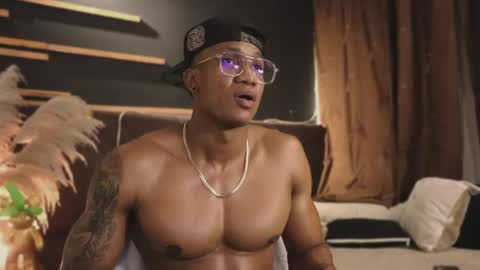 logan_varela online show from January 31, 4:47 am