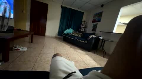 logandaimond online show from March 7, 5:26 am