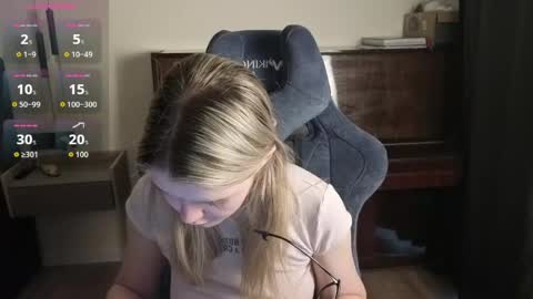 Logan and Katana online show from May 27, 3:31 pm
