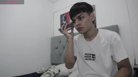 loganjhonson19 online show from January 9, 3:09 am