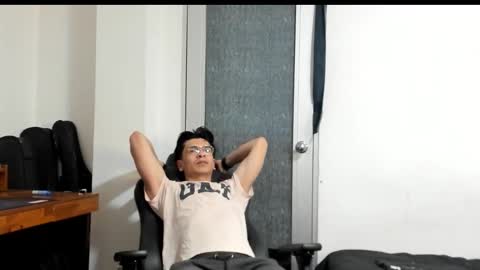 Snapshot of logannick chatting on September 16, 7:31 am Logan online show from September 16, 7:31 am