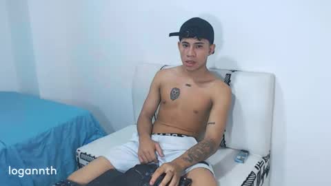 logannthh online show from December 24, 10:33 am