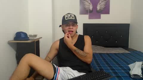 logannthh online show from April 8, 5:07 am