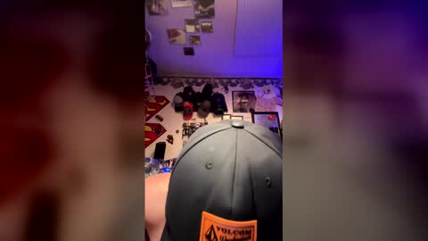 loganpax online show from April 26, 3:04 am