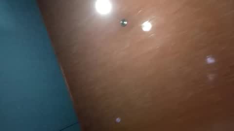 Snapshot of logans504908793233 chatting on April 2, 2:37 pm Logans online show from April 2, 2:37 pm