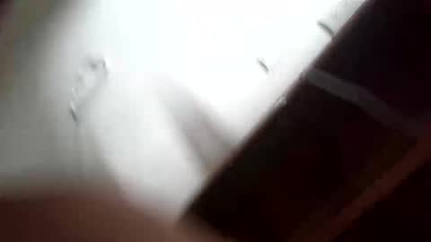 Snapshot of logans504908793233 chatting on April 7, 3:45 pm Logans online show from April 7, 3:45 pm