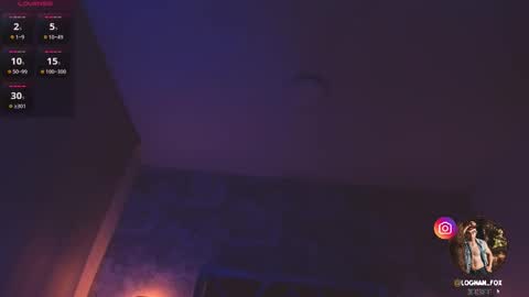 Snapshot of loghan_fox chatting on September 20, 4:02 am Loghan online show from September 20, 4:02 am